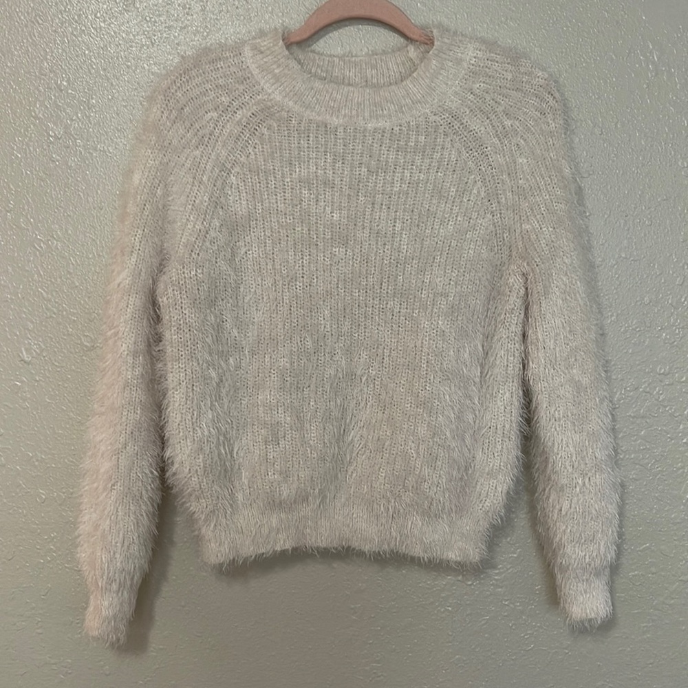 Women’s sweater